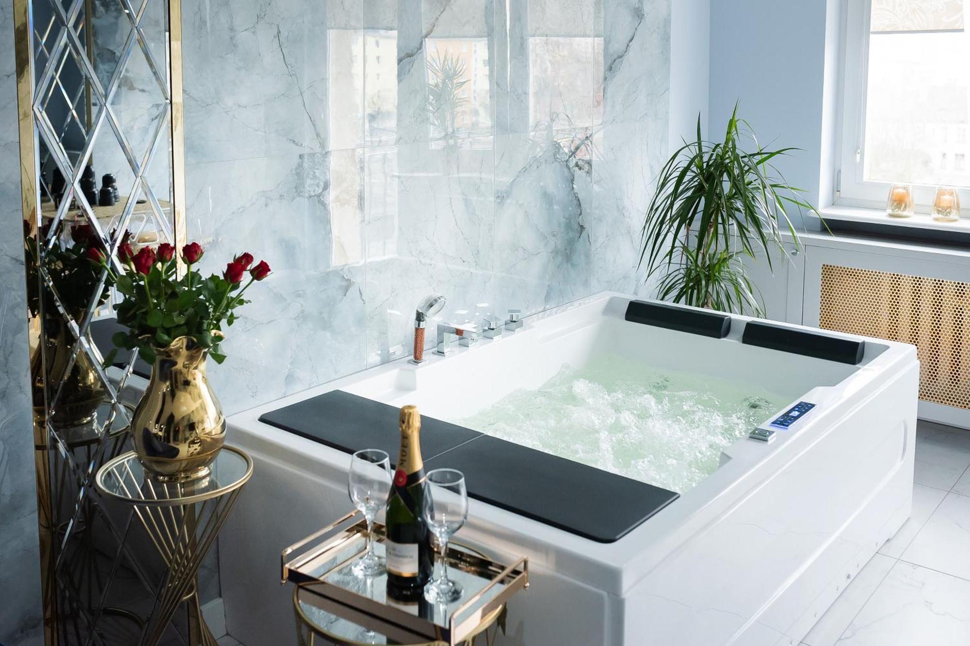 Apartament Jacuzzi Gdynia Eksteriør bilde